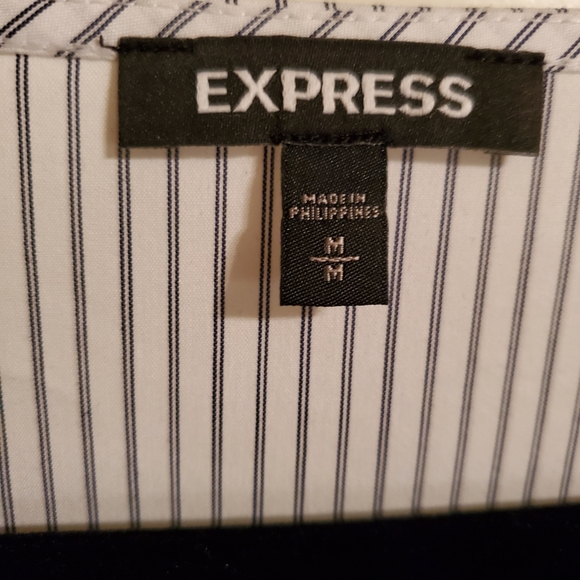 Express Blouse - Picture 2 of 4